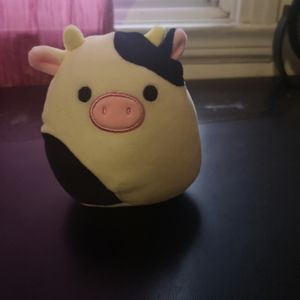 Squishmallow Connor the cow 5"